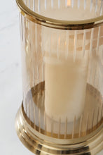 Load image into Gallery viewer, Ashley Express - Aavinson Candle Holder
