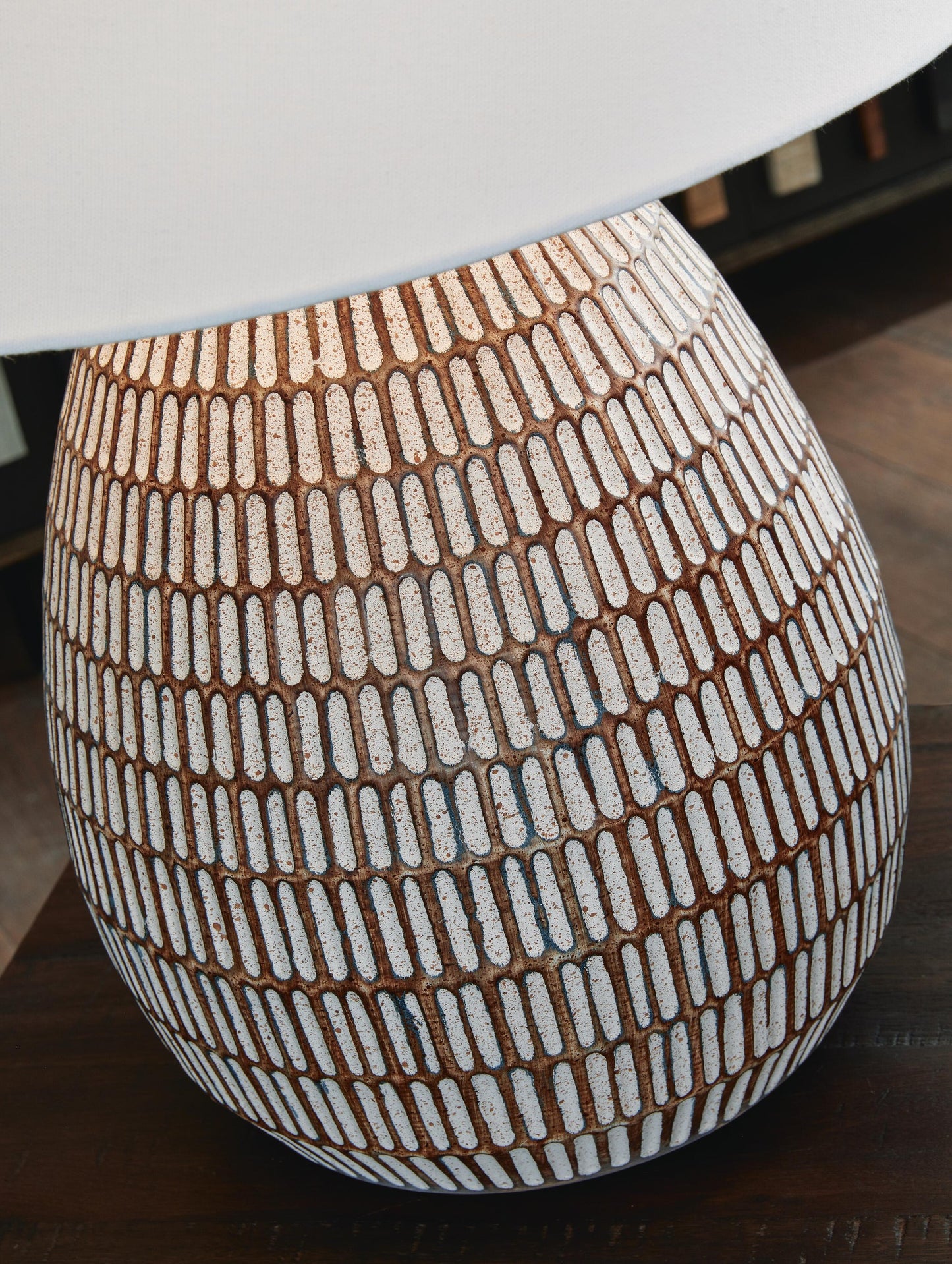 Ashley Express - Darrich Metal Table Lamp (1/CN)